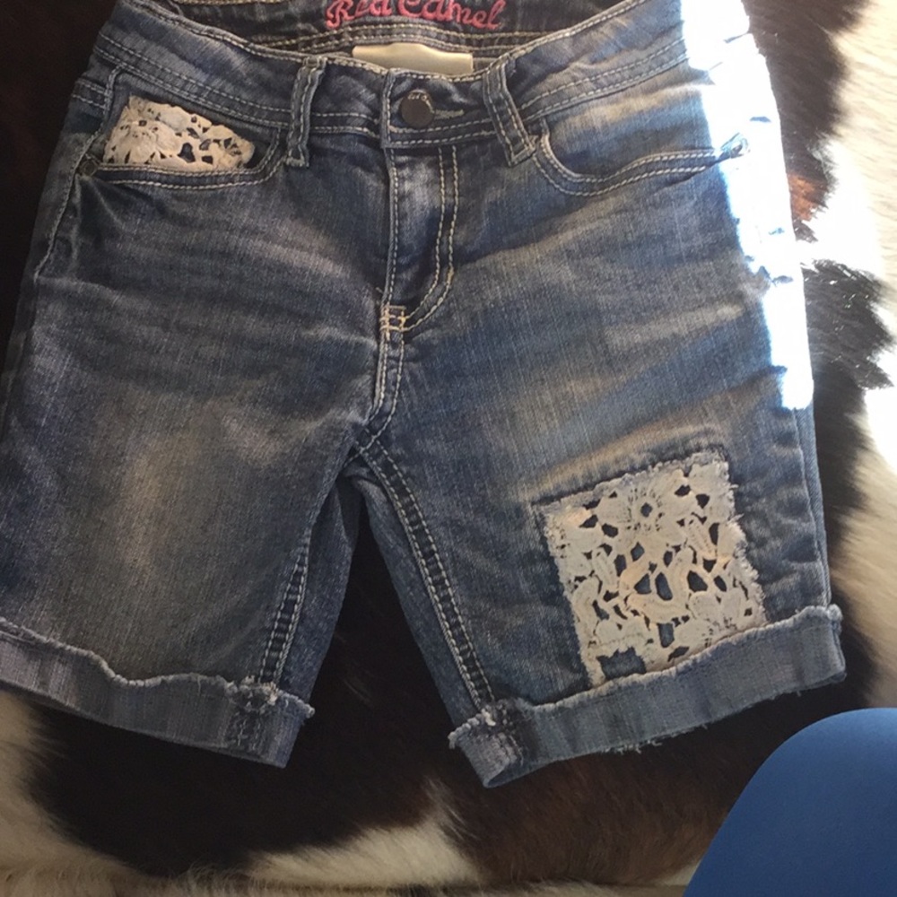 Girls size 10 Red Camel Bermuda shorts with lace